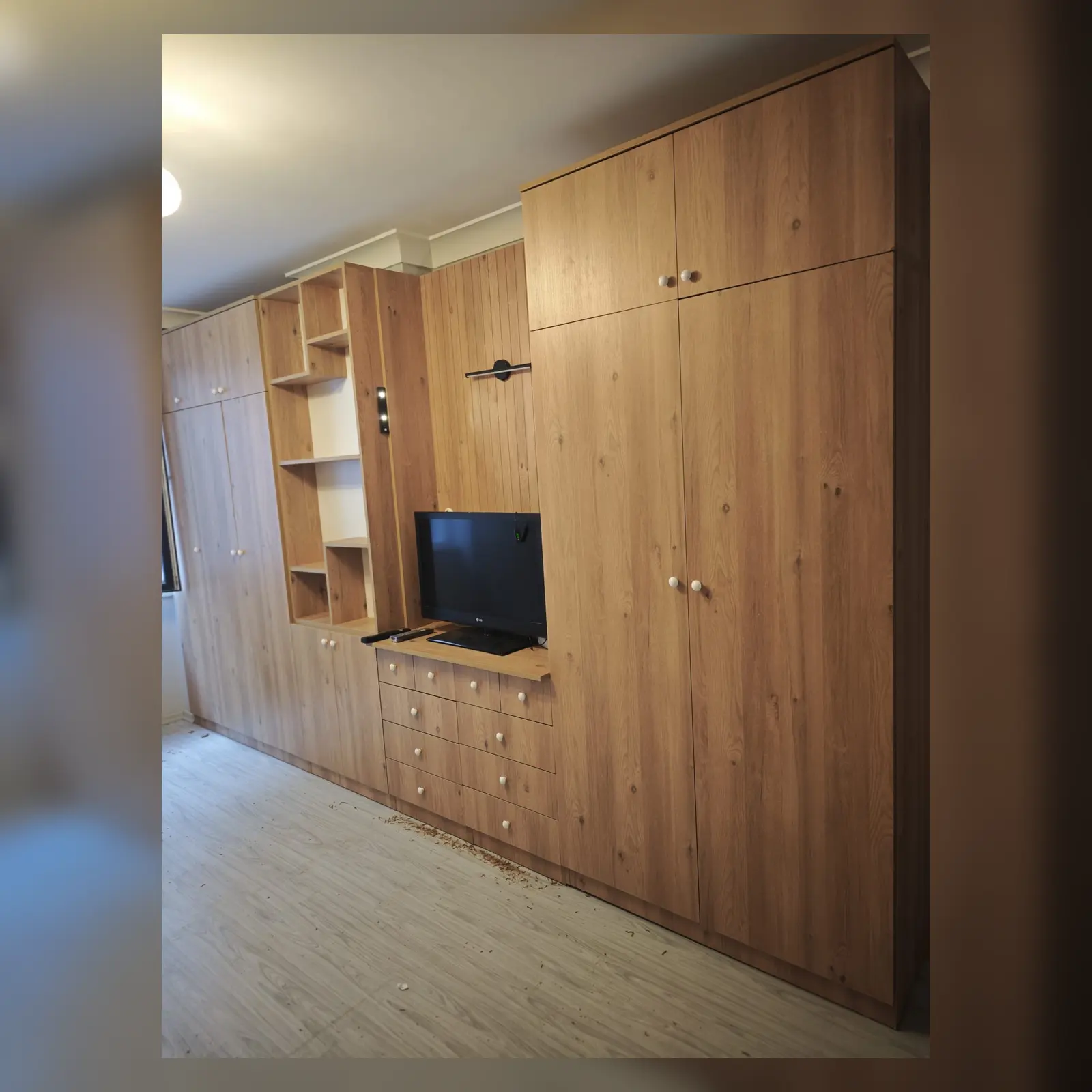 Yeni meşe MDF genç odası dolap ve çekmece detayları