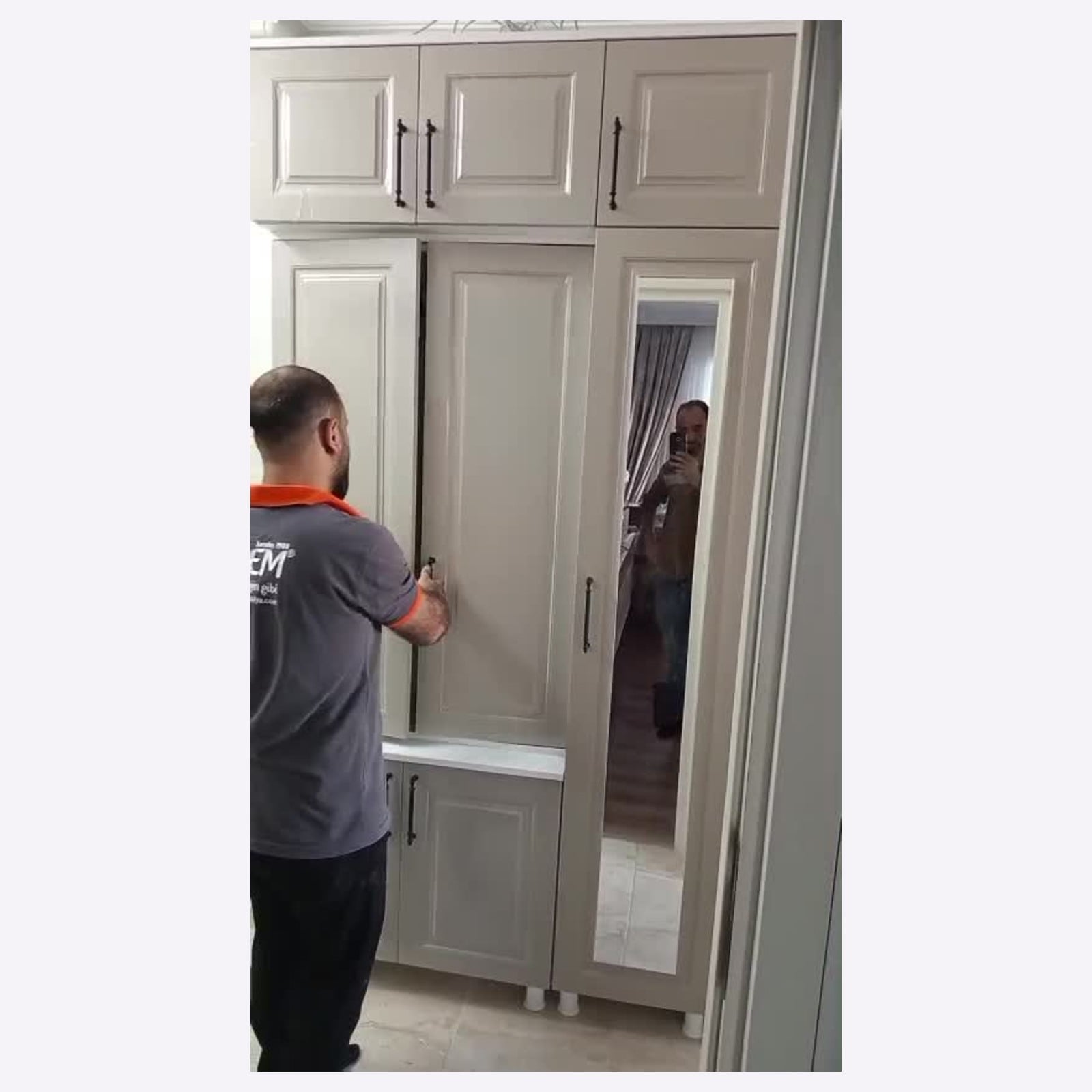 Gebze MDF portmanto videosundan açık membran kapaklar ve iç askı kancaları