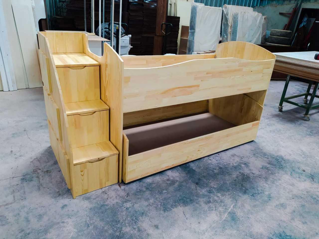 Alçak Ranza Masif Çam