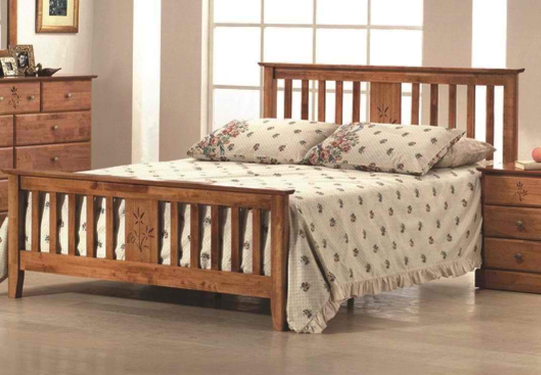 Aren Doğal Ahşap Karyola