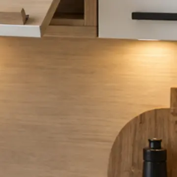 Nervalya İnci Beyaz High Gloss Aşağı Açılır Tariflik Panolu Sol L Mutfak Dolabı