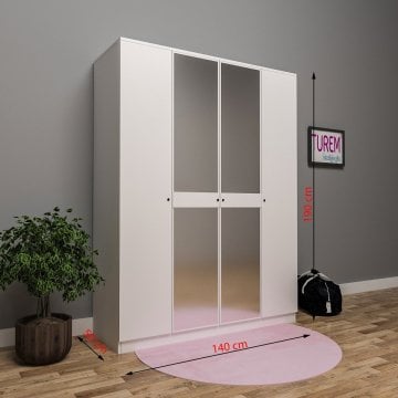 Emily Aynalı Gardrop